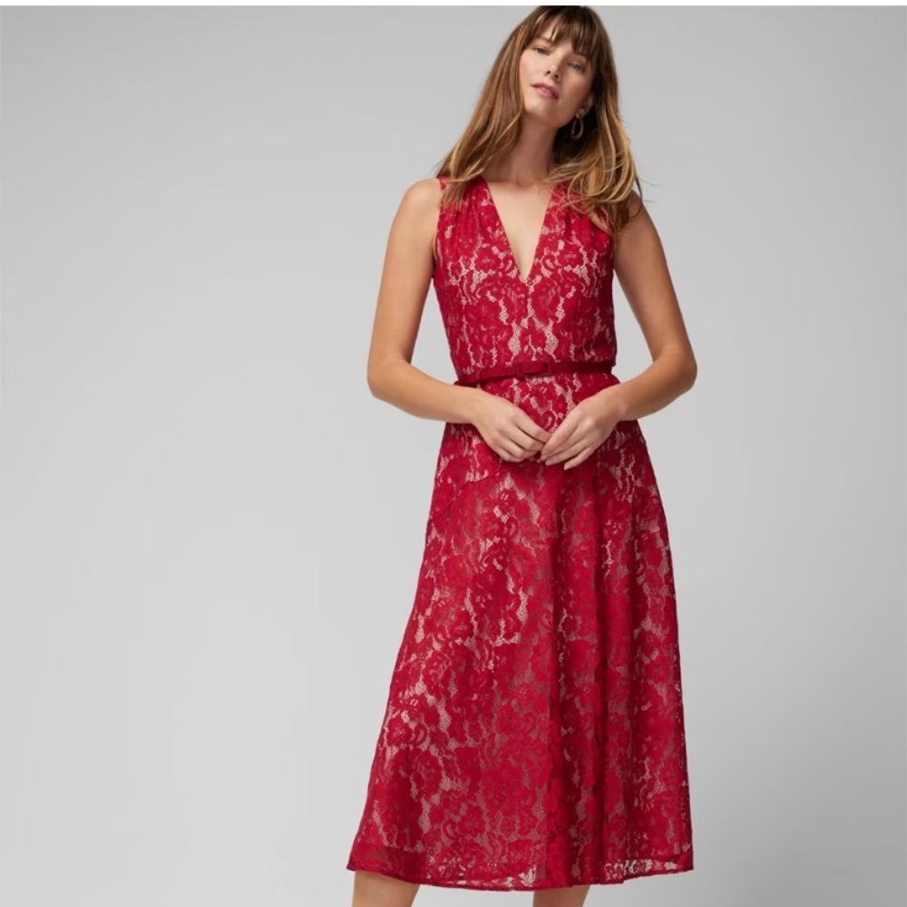 Sleeveless lace midi dress